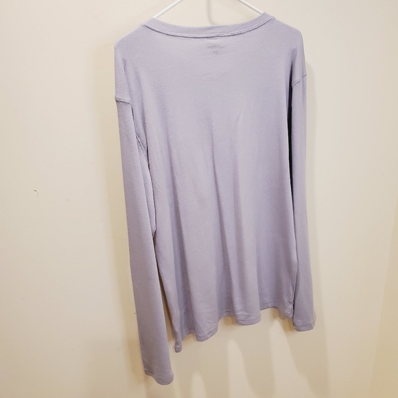 THE COMPANY STORE mens's Gray Long Sleeves Henley tshirt size L NWT - Picture 9 of 10